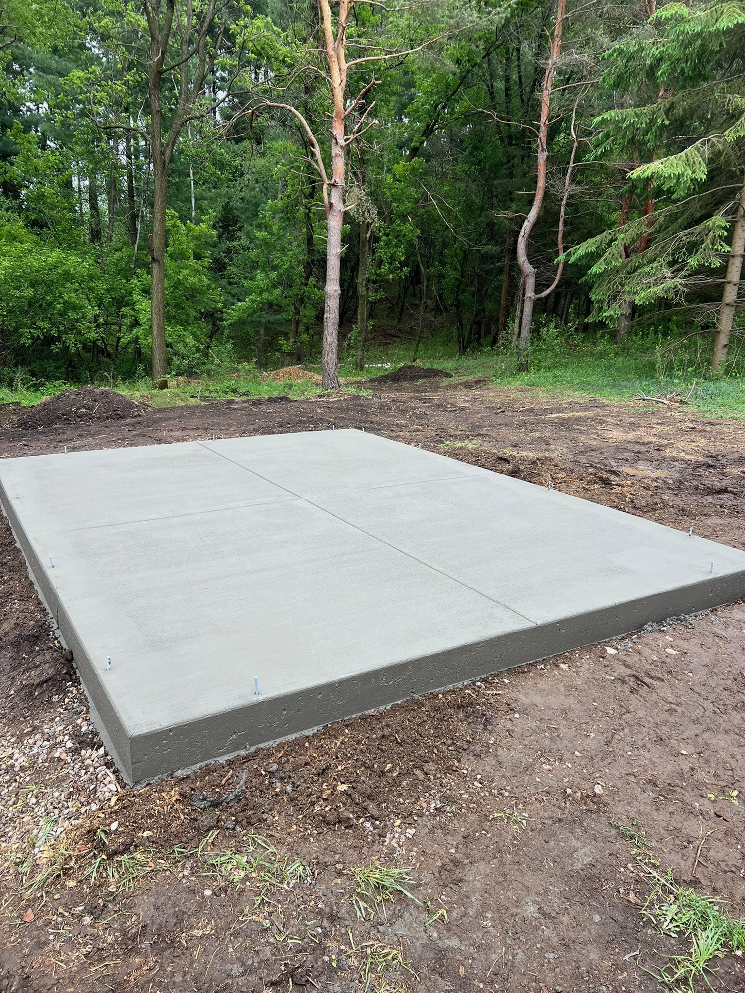 Garage floor and shed slab by Masterset Concrete
